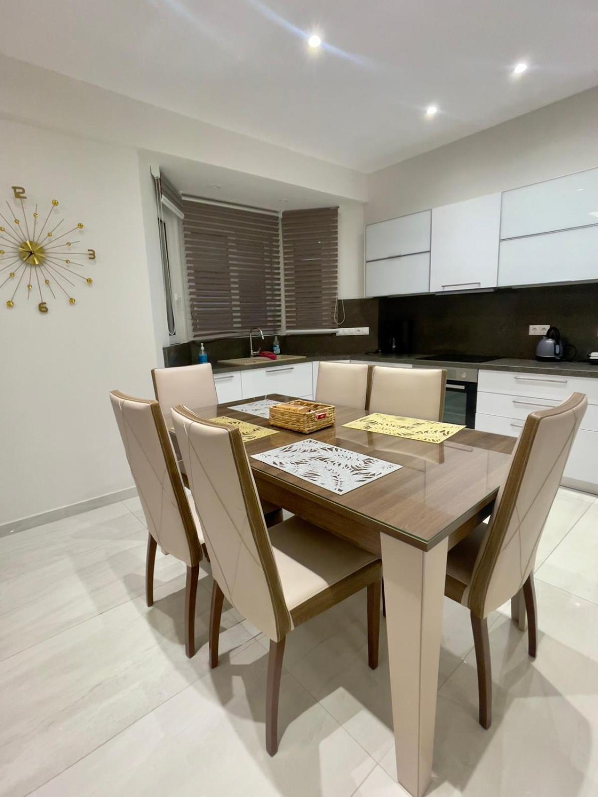 Apartamento Alimos Luxury Prestige Atenas Exterior foto